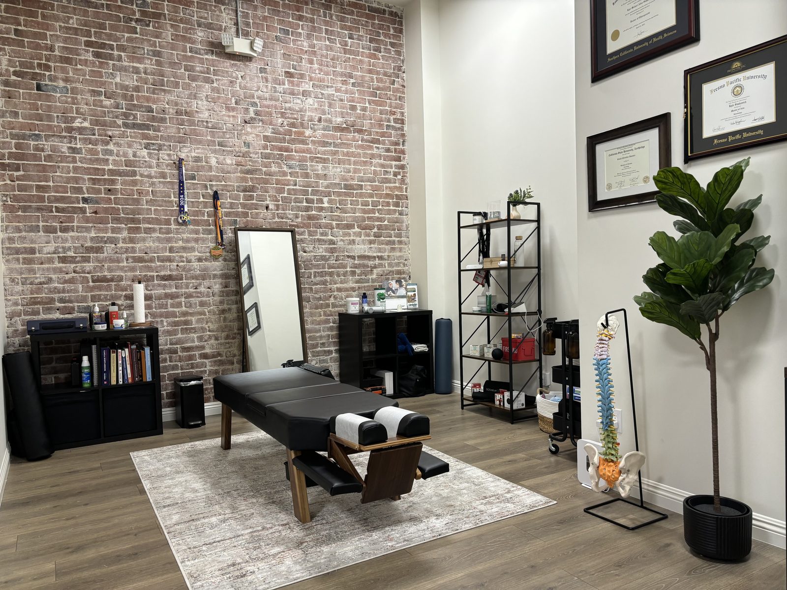 The treatment room at Movida Chiropractic and Sports Care in Monrovia, California